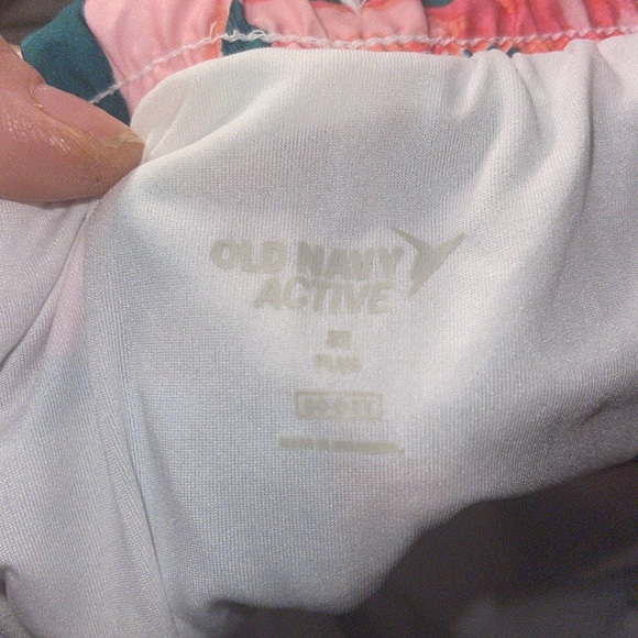 NWOT old navy active shorts with pink green orange yellow flowers size 3x nice - Picture 3 of 7